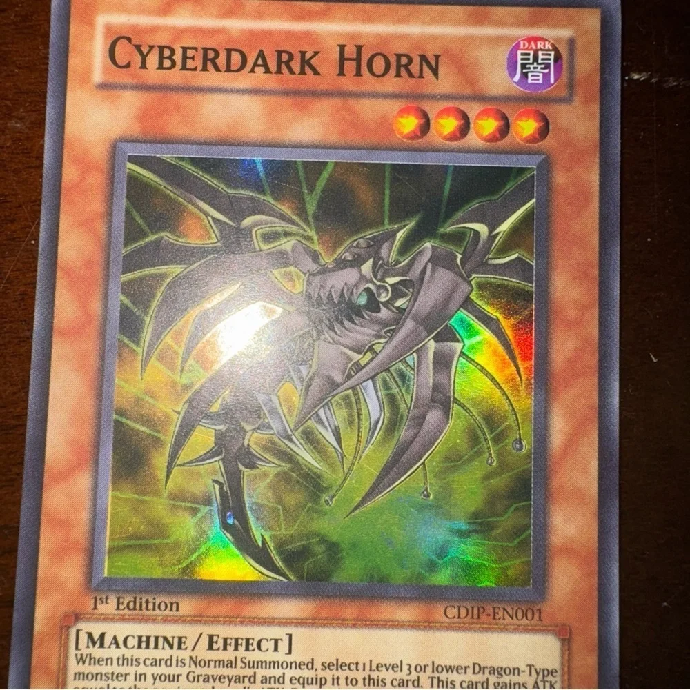 Vtg YUGIOH CYBERDARK HORN CDIP-EN001 1ST ULTIMATE MP Holo Foil Yugioh Card 1996